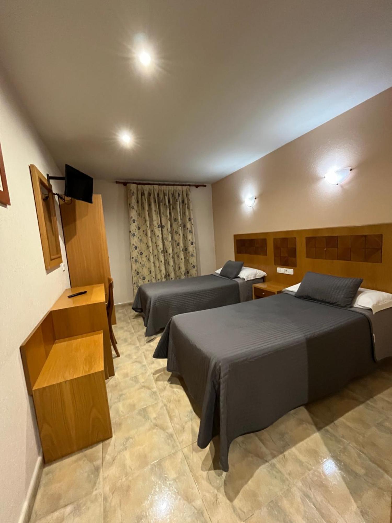Hostal Azul El Molar Extérieur photo