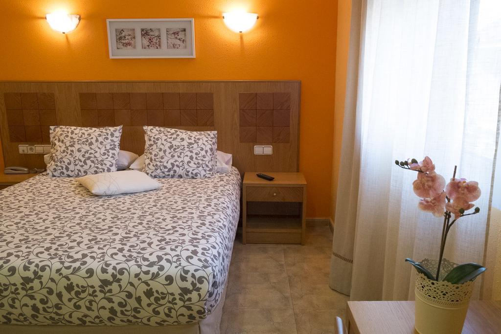 Hostal Azul El Molar Extérieur photo